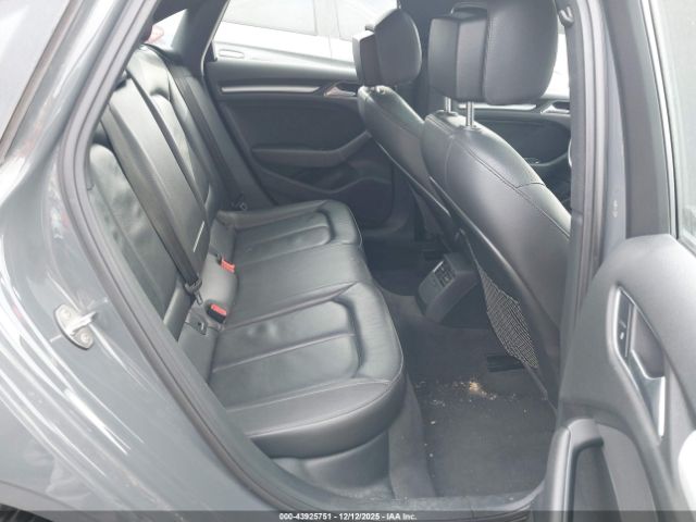 2017 AUDI A3 WAUB8GFF2H1060869 Photo 7