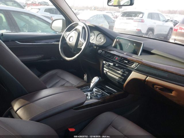 2016 BMW X5 5UXKR0C59G0P31640 Photo 4