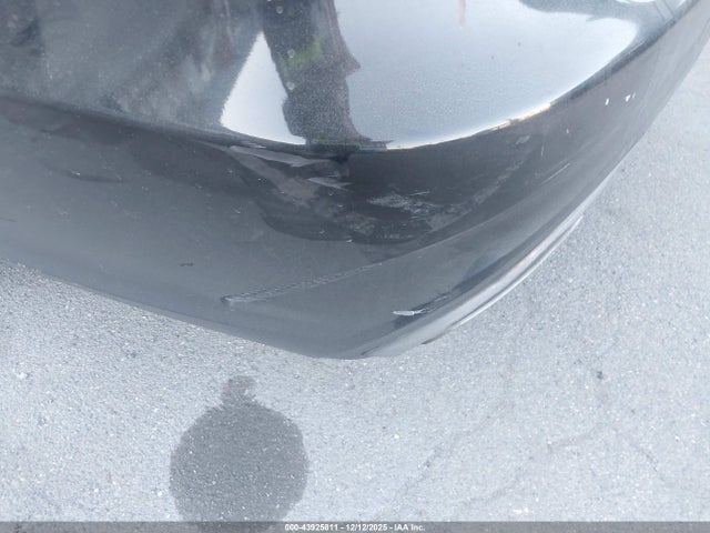 Mercedes-Benz E 350 2015 WDDHF5KB3FB111707 Image 18