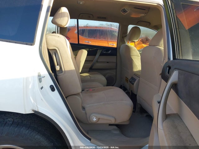 Продажа на аукционе авто 2008 Toyota Highlander, vin: JTEDS44A482049252, номер лота: 43925820