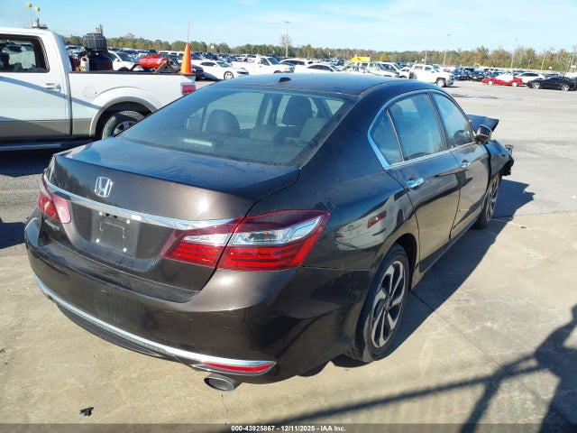 1HGCR2F81HA037528 Honda k24w1