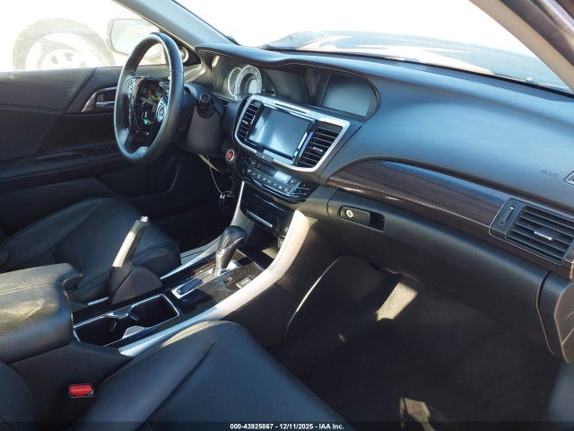 1HGCR2F81HA037528 Honda k24w1