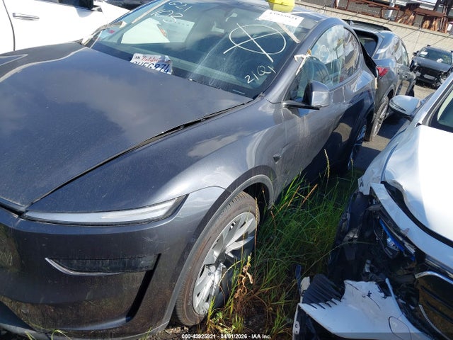 7SAYGDED1TF383053 Tesla Model Y Rwd