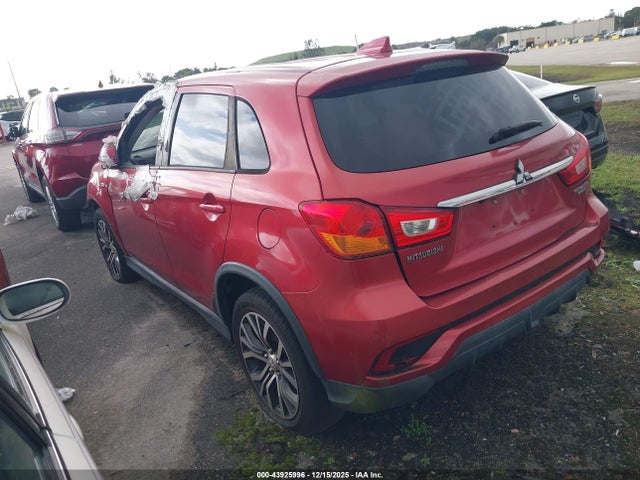 2018 MITSUBISHI OUTLANDER SPORT JA4AP3AUXJZ006981 Photo 2
