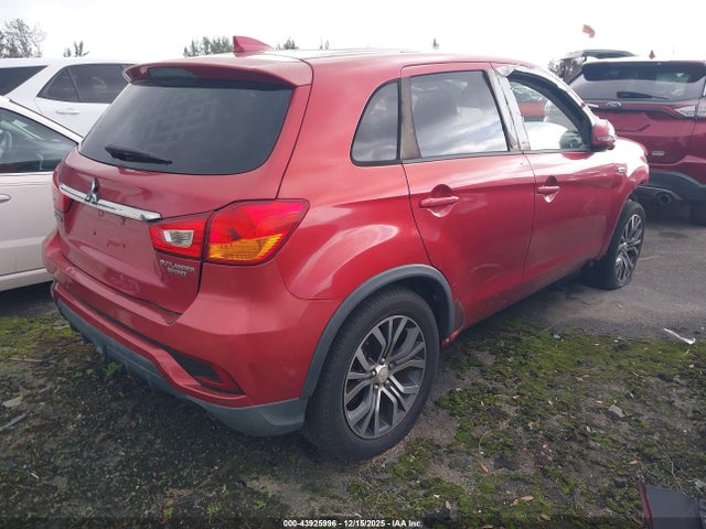 2018 MITSUBISHI OUTLANDER SPORT JA4AP3AUXJZ006981 Photo 3