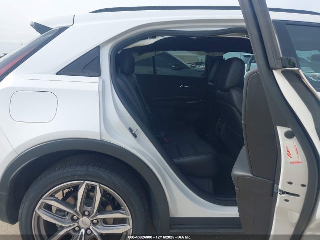 2020 CADILLAC XT4 1GYFZER45LF024308 Photo 7