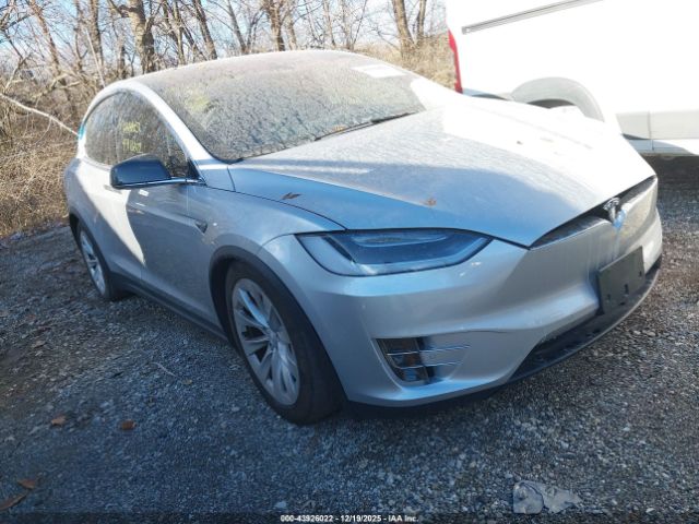 2016 TESLA MODEL X 5YJXCBE2XGF017668