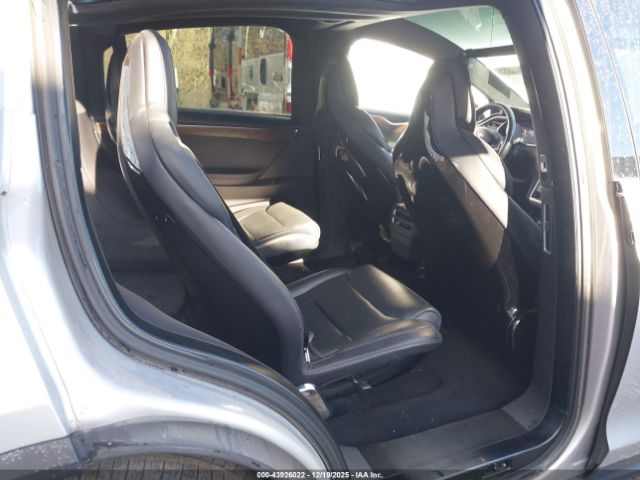 2016 TESLA MODEL X 5YJXCBE2XGF017668 Photo 7