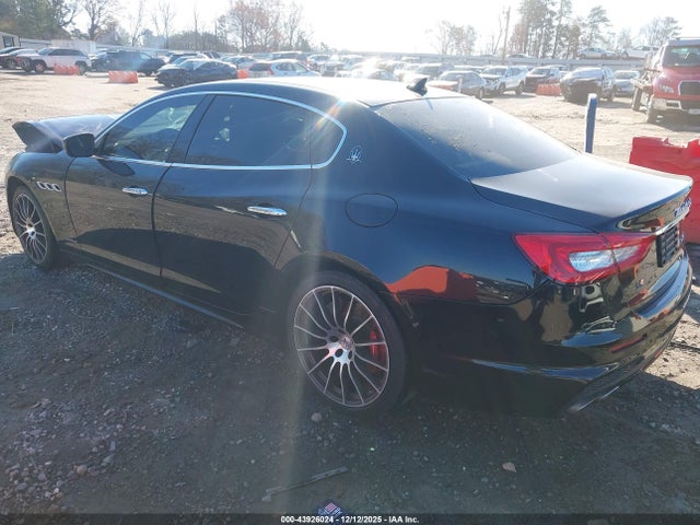 2017 MASERATI QUATTROPORTE ZAM56RPS4H1256904 Photo 2