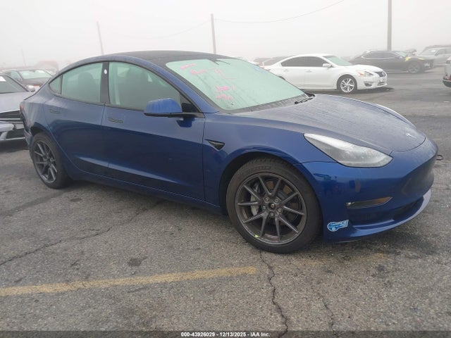 2021 TESLA MODEL 3 5YJ3E1EB7MF875775 Photo 0