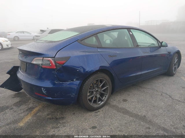 2021 TESLA MODEL 3 5YJ3E1EB7MF875775 Photo 3