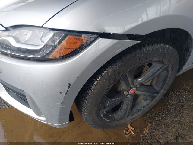 2017 JAGUAR F-PACE SADCL2BV9HA499755 Photo 5
