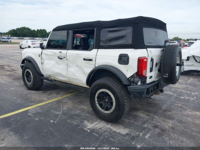 2023 FORD BRONCO 1FMEE5DP6PLC00008 Photo 2