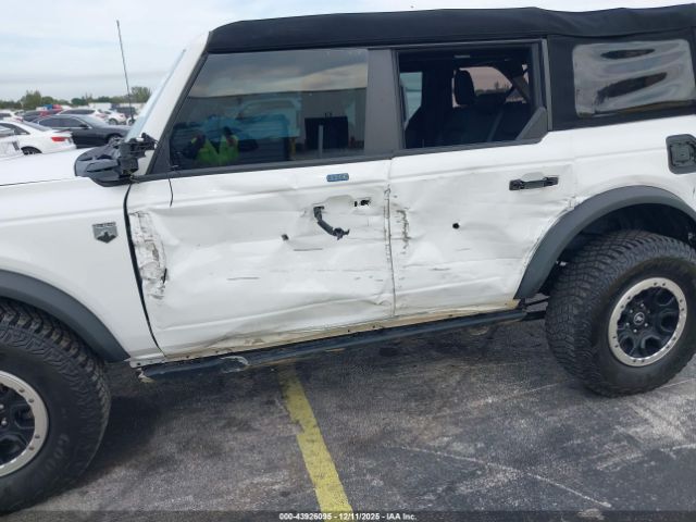 2023 FORD BRONCO 1FMEE5DP6PLC00008 Photo 5