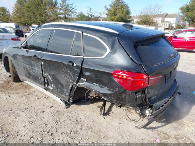 2021 BMW X1 WBXJG9C0XM5T72442 Photo 2