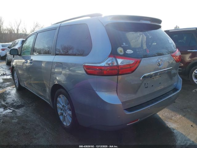 2015 TOYOTA SIENNA 5TDYK3DC1FS587849 Photo 2