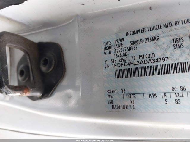 43926205 :رقم المزاد ، 1FDFE4FL3ADA34797 vin ، 2010 Ford E-450 Cutaway مزاد بيع