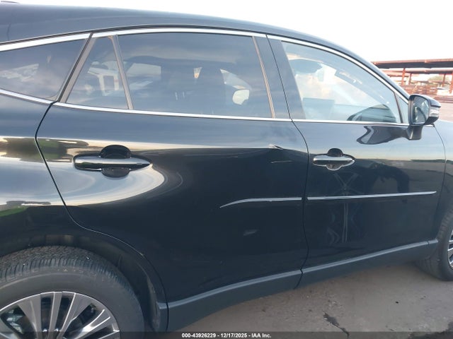 Toyota Venza Limited 2024 JTEAAAAH0RJ187643 Image 13