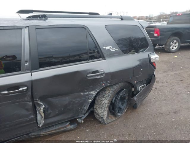 2019 TOYOTA 4RUNNER JTEBU5JR3K5649834 Photo 5