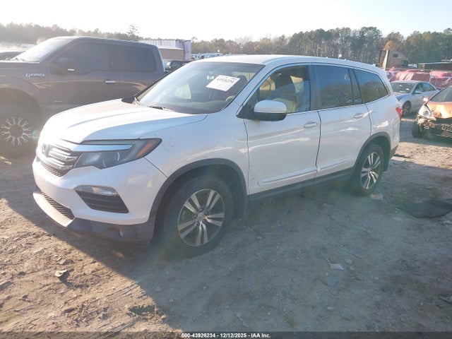 2016 HONDA PILOT 5FNYF5H3XGB011869 Photo 1