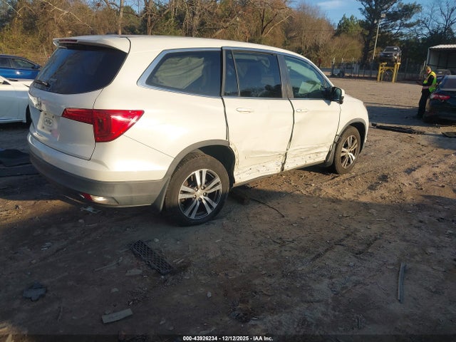 2016 HONDA PILOT 5FNYF5H3XGB011869 Photo 3
