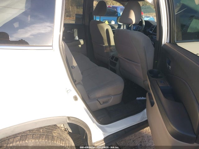 2016 HONDA PILOT 5FNYF5H3XGB011869 Photo 7