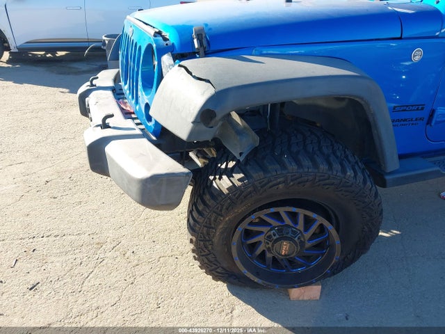 1C4BJWDG9GL177865 Jeep Wrangler Unlimited Sport