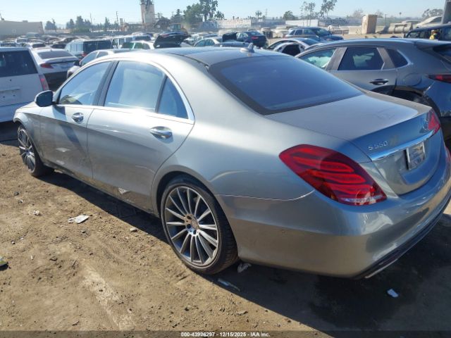 2014 MERCEDES-BENZ S 550 WDDUG8CB8EA043419 Photo 2
