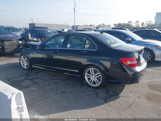 Aukcja sprzedaży 2013 Mercedes-benz C 250 Sport, vin: WDDGF4HB7DR269453, numer aukcji: 43926339