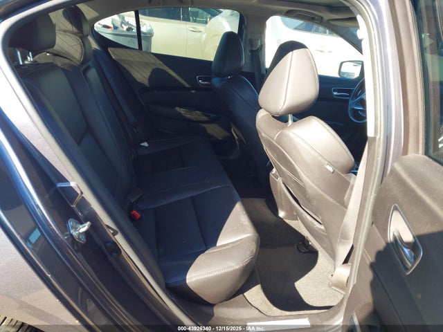 Продаж на аукціоні авто 2018 Acura Tlx, vin: 19UUB1F31JA004588, номер лоту: 43926340