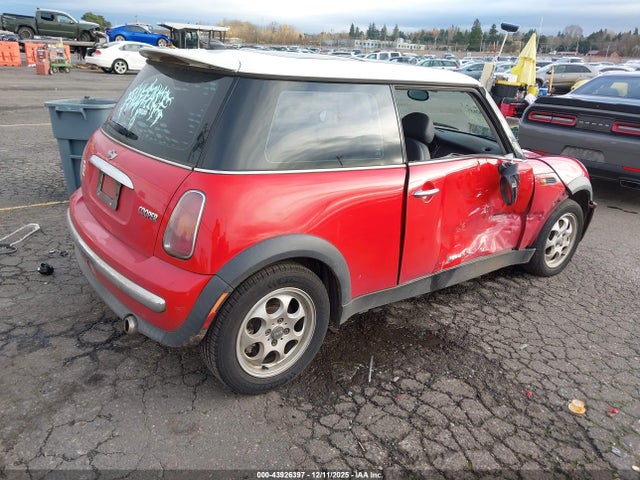43926397 :رقم المزاد ، WMWRC33433TC46302 vin ، 2003 Mini Cooper مزاد بيع