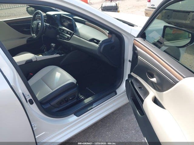 43926421 :رقم المزاد ، 58ADZ1B14RU183545 vin ، 2024 Lexus Es 350 مزاد بيع