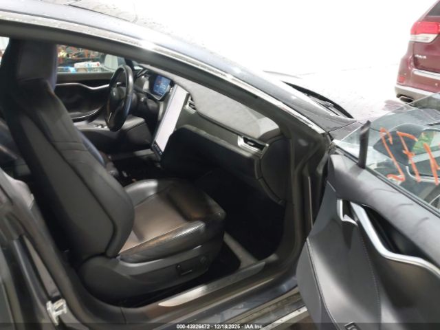 2015 TESLA MODEL S 5YJSA1H20FF088088 Photo 4