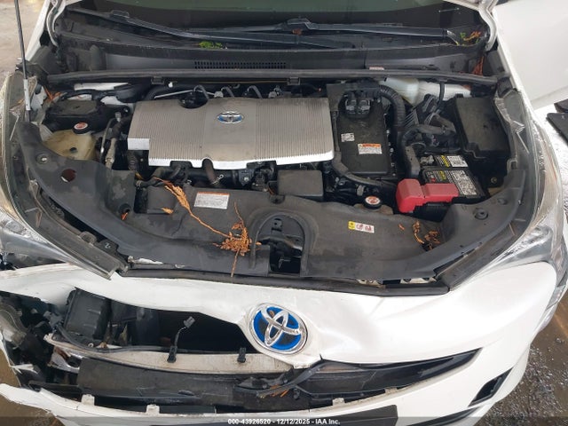 2018 TOYOTA PRIUS JTDKBRFU3J3072358 Photo 9
