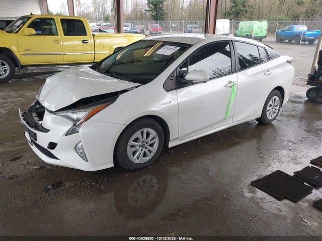 2018 TOYOTA PRIUS JTDKBRFU3J3072358 Photo 1