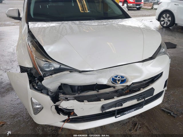 2018 TOYOTA PRIUS JTDKBRFU3J3072358 Photo 5