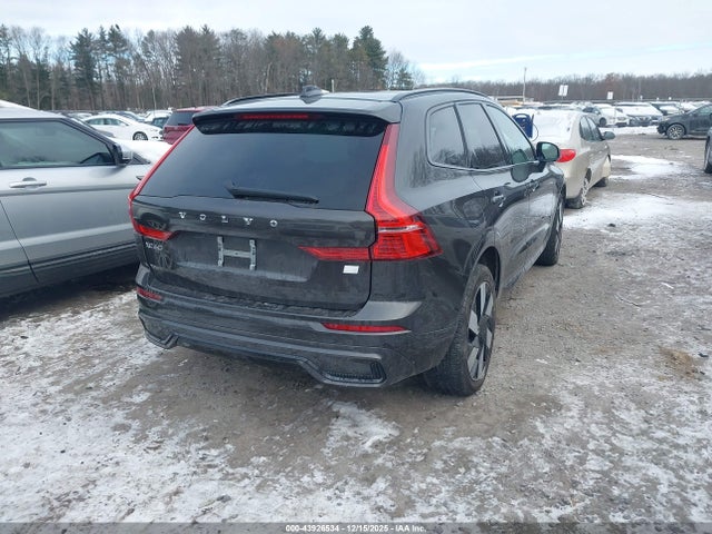 2024 VOLVO XC60 RECHARGE PLUG-IN HYBRID YV4H60DL3R1924216 Photo 3