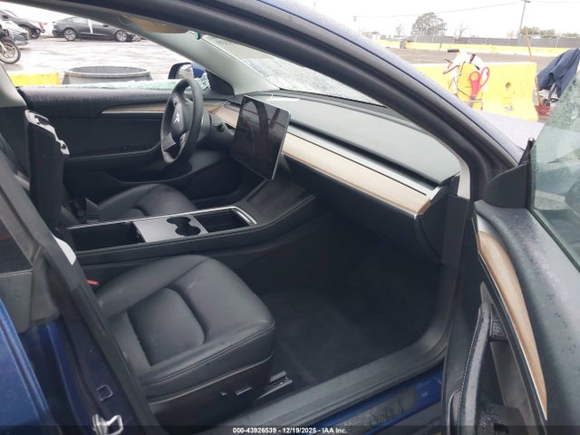 2023 TESLA MODEL 3 5YJ3E1EA5PF422637 Photo 4