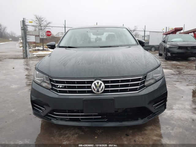 2018 Volkswagen Passat 2.0t R-line/2.0t S მანქანა იყიდება აუქციონზე, vin: 1VWAA7A33JC019206, აუქციონის ნომერი: 43926582