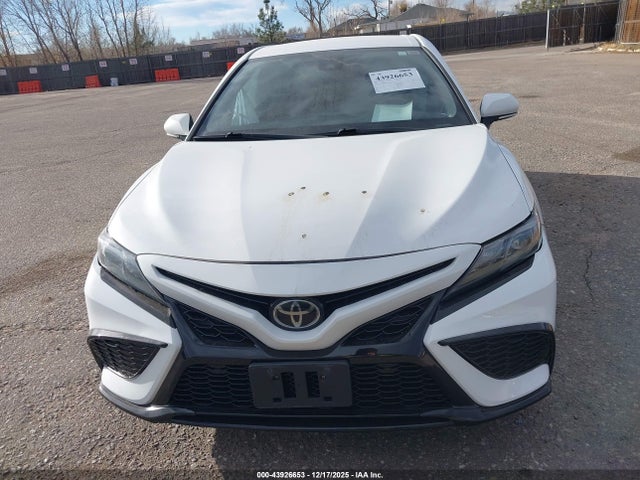 4T1G11BK8PU082073 Toyota Camry Se Awd