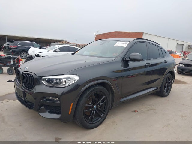 2021 BMW X4 5UX2V1C05M9F04672 Photo 1