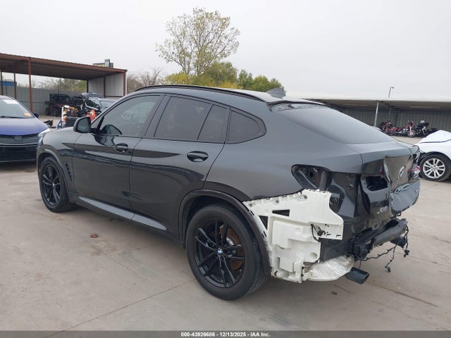 2021 BMW X4 5UX2V1C05M9F04672 Photo 2