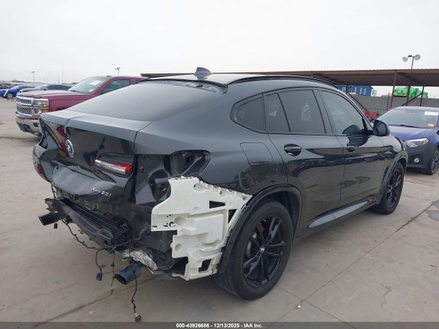 2021 BMW X4 5UX2V1C05M9F04672 Photo 3