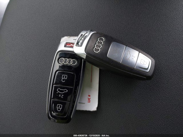 2019 AUDI Q8 WA1FVAF14KD043912 Photo 10