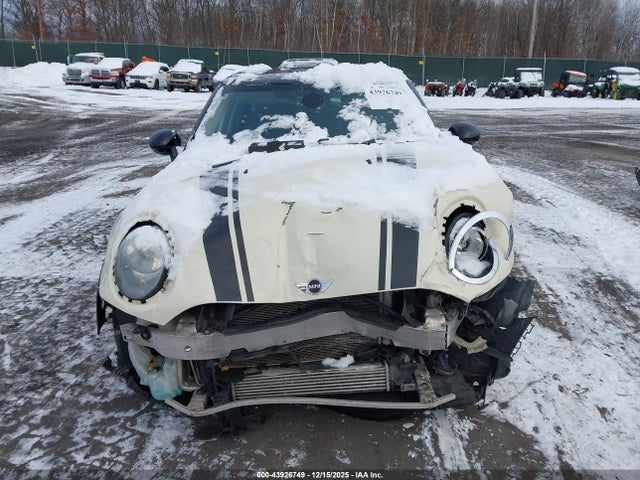 2017 Mini Clubman Cooper მანქანა იყიდება აუქციონზე, vin: WMWLU1C54H2F27599, აუქციონის ნომერი: 43926749