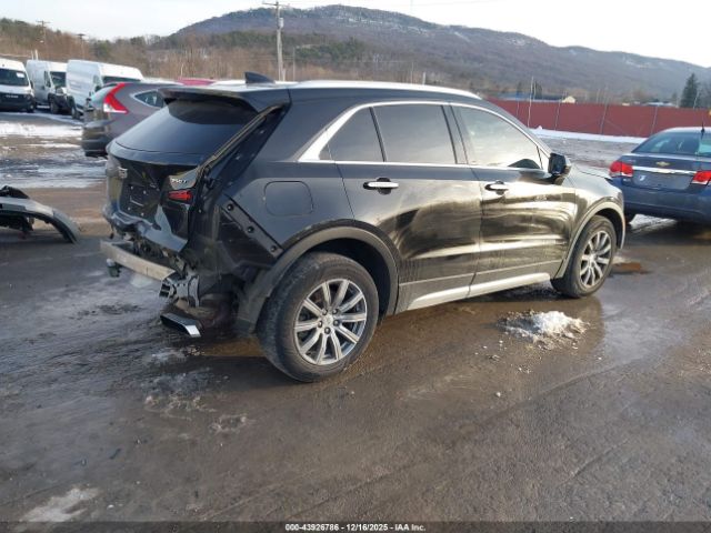 2020 CADILLAC XT4 1GYFZCR46LF070475 Photo 3