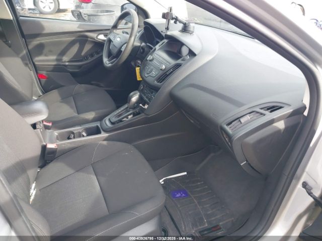2018 FORD FOCUS 1FADP3FE2JL318614 Photo 4