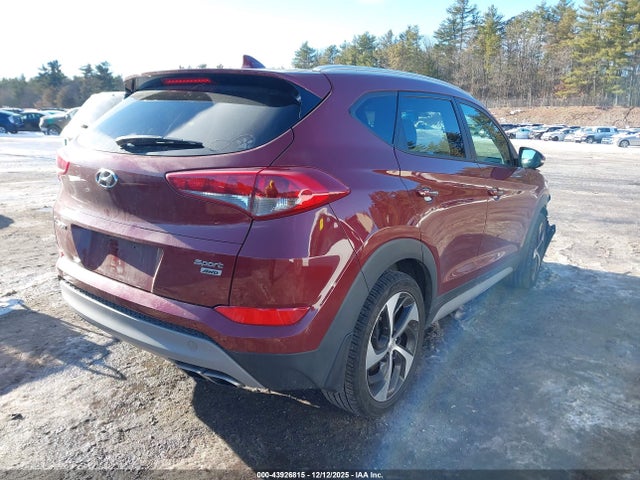KM8J3CAL4JU790818 Hyundai Tucson Sport