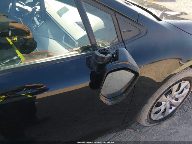 Toyota COROLLA LE 2025 5YFB4MDEXSP292937 Image 17