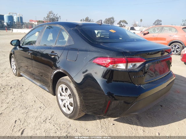 Toyota COROLLA LE 2025 5YFB4MDEXSP292937 Image 3